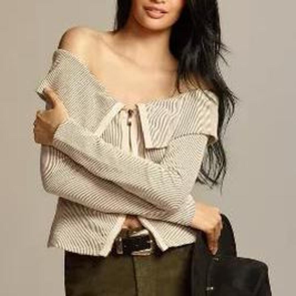 By Anthropologie Off-The-Shoulder Zip-Front Ribbed Top in Cream. Never worn
